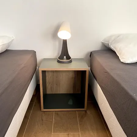 Les Du Manoir 1 * Le Manoir (Calvados)