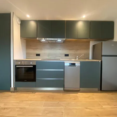 Les Du Manoir 1 * Le Manoir (Calvados)