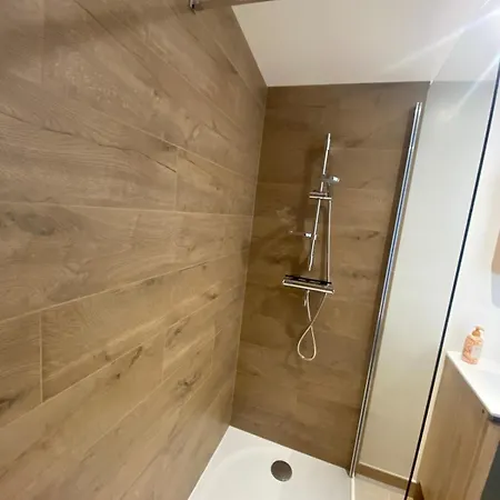 Les Du Manoir 1 Nyaraló *