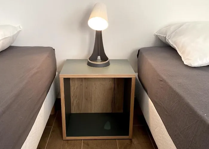 Les Du Manoir 1 * Le Manoir (Calvados)